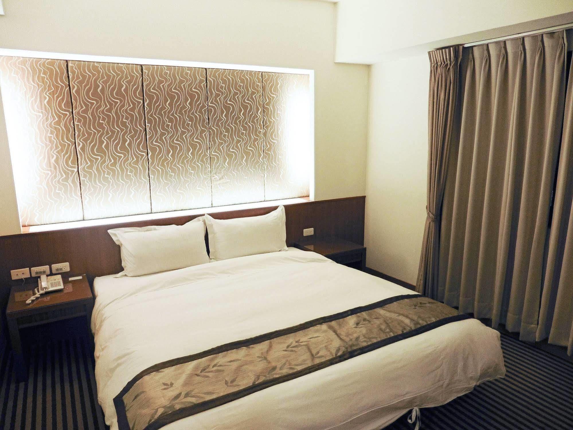 Tapeng Bay Holiday Hotel Donggang Exterior foto